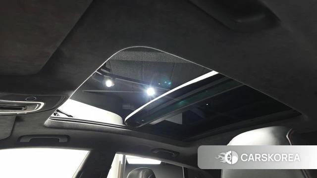Audi RSQ8 (4M) id 4535254 из Кореи 9