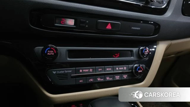 Kia All New Carnival id 4525879 из Кореи 9