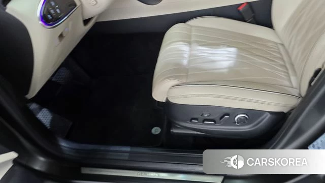 Genesis GV70 id 4778744 из Кореи 9