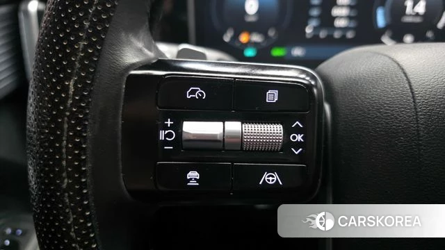Hyundai Santa Fe (MX5) id 3876974 из Кореи 9