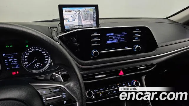 Hyundai Sonata (DN8) id 2510383 из Кореи 9