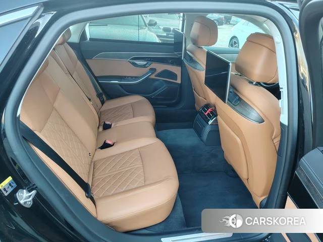 Audi A8 id 4341986 из Китая 9