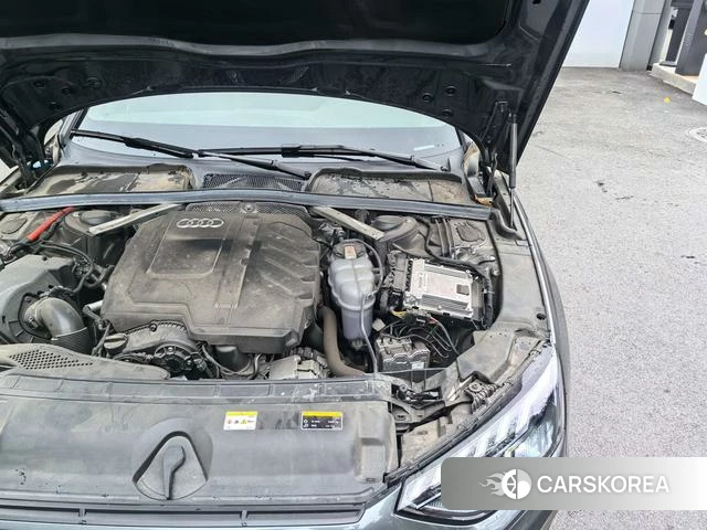 Audi A4L id 4314592 из Китая 9