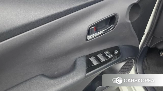 Toyota Prius 4th Generation id 3867015 из Кореи 9