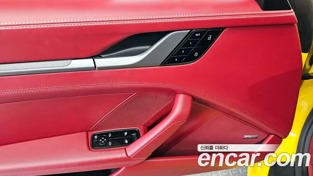 Porsche 911(992) id 2678420 из Кореи 9