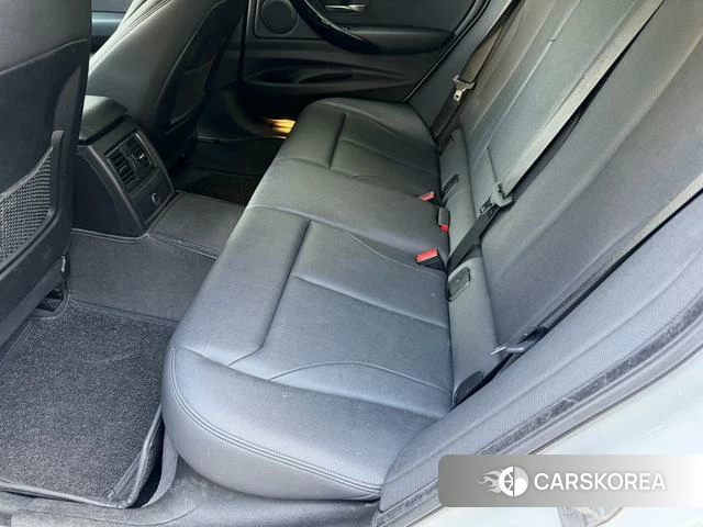 BMW 3 series GT id 4214554 из Китая 9