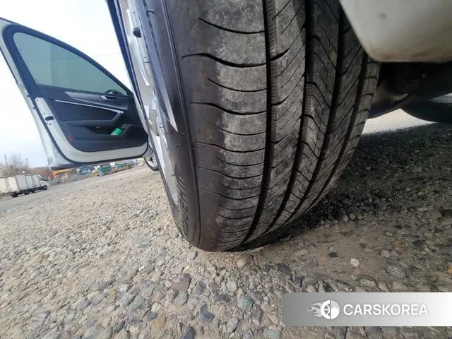 Audi A6 (C8) id 3741881 из Кореи 9