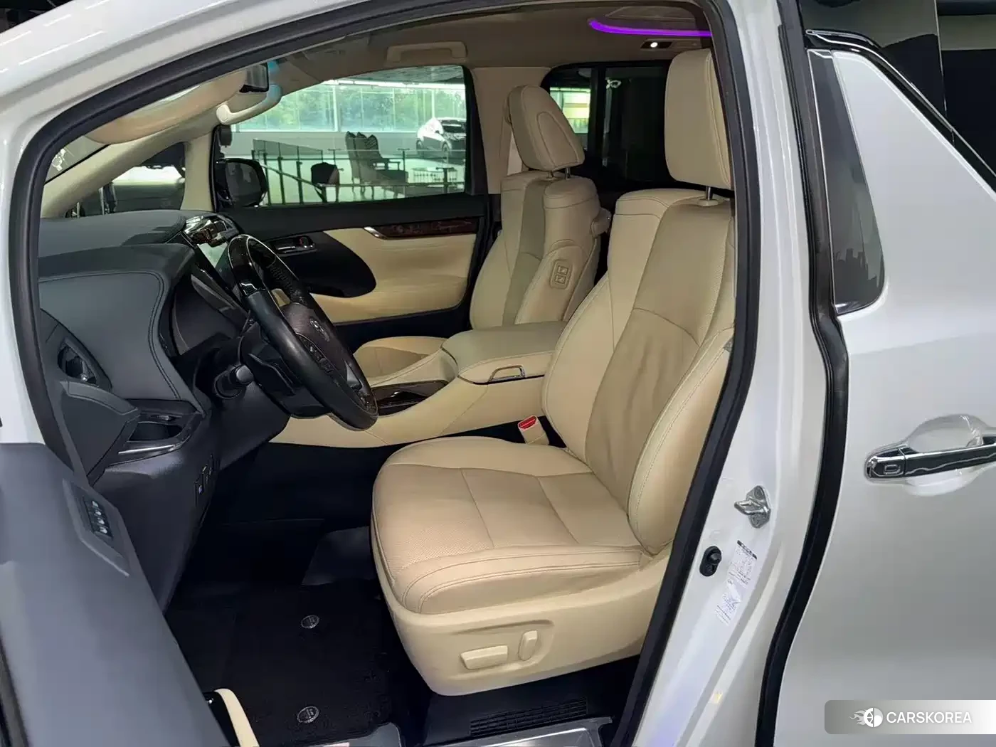 Toyota Elfa id 4655132 из Китая 10