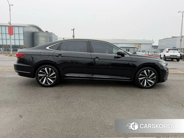 Volkswagen Passat id 4257858 из Китая 9