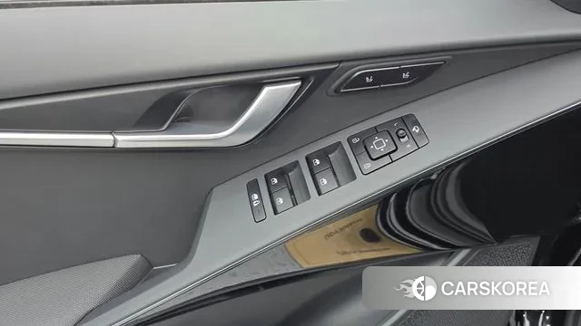 Kia Di Ol Nu Niro id 3241176 из Кореи 9