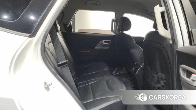 Kia Niro Plus id 3941016 из Кореи 9