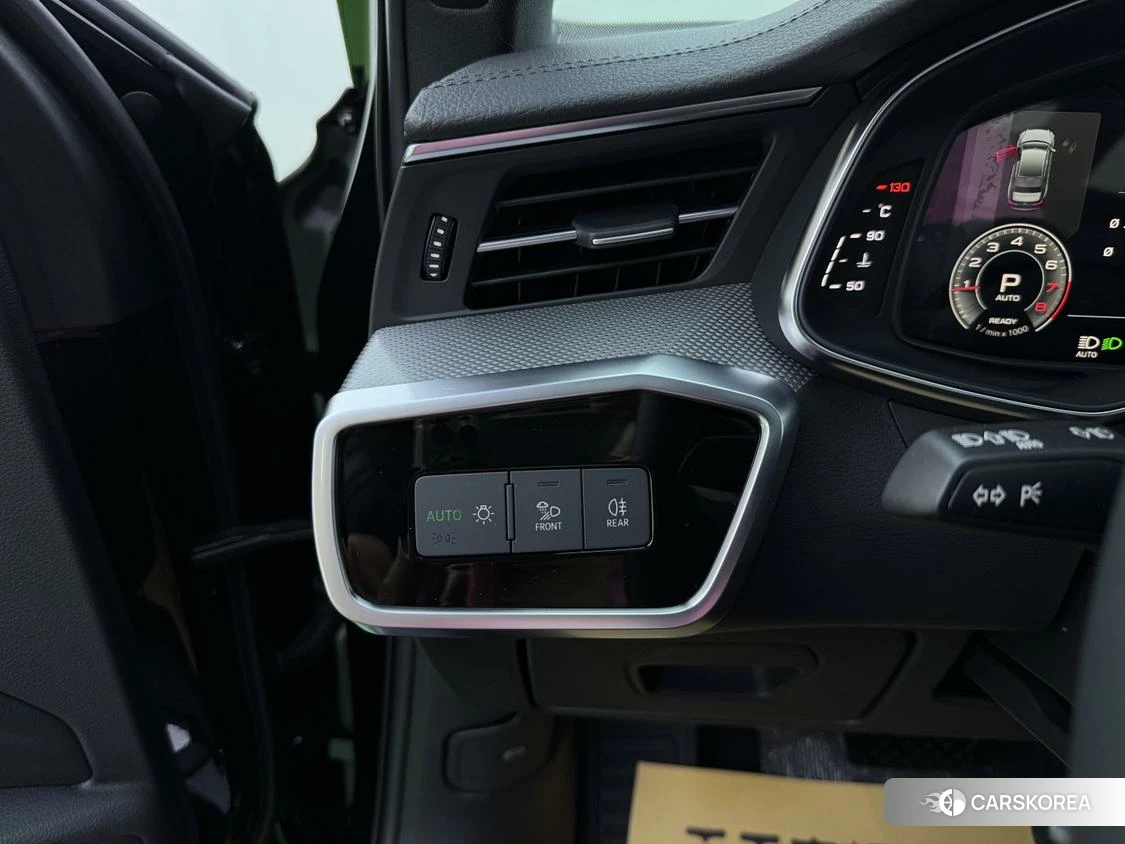 Audi A6L id 4453024 из Китая 9