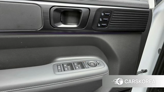 Hyundai Santa Fe (MX5) id 3786071 из Кореи 9