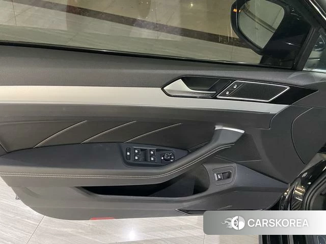 Volkswagen Magotan id 4276145 из Китая 9