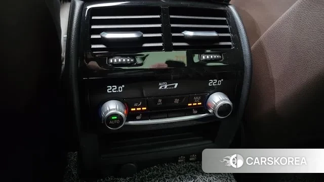 BMW 5 Series (G30) id 3651053 из Кореи 9