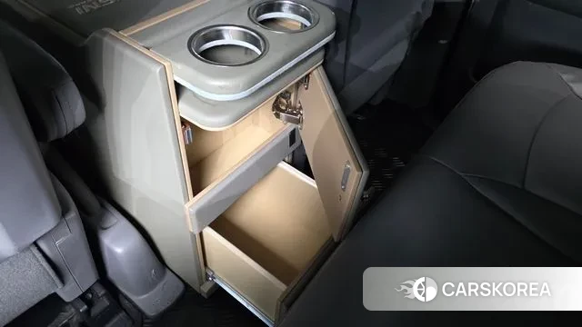 Hyundai The New Grand Starex id 3754290 из Кореи 9