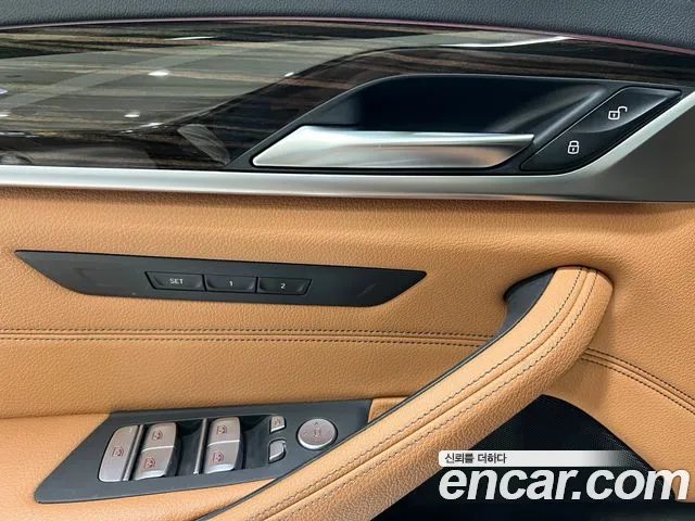 BMW 5 Series (G30) id 2683778 из Кореи 9