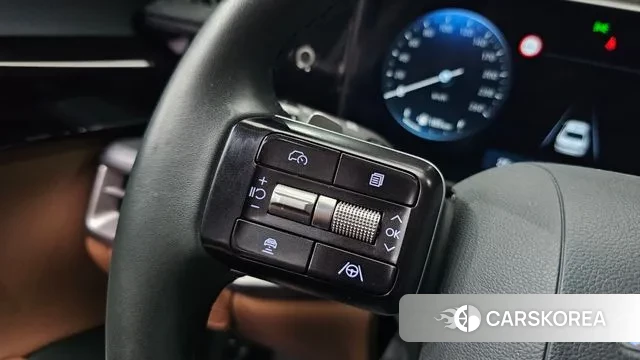 Hyundai Grandeur (GN7) id 3120097 из Кореи 9