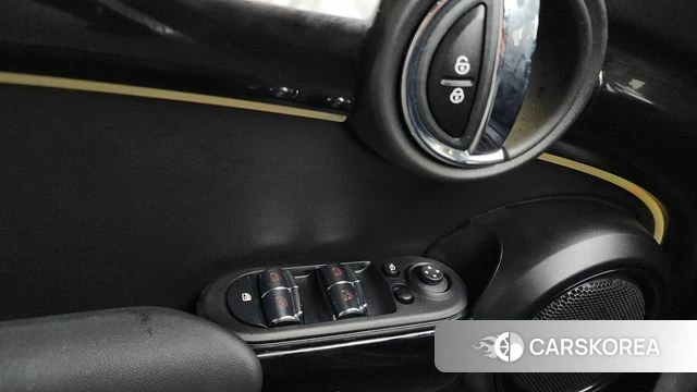 Mini Cooper id 4354356 из Кореи 9