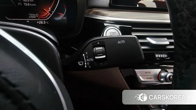 BMW 5 Series (G30) id 4698404 из Кореи 9