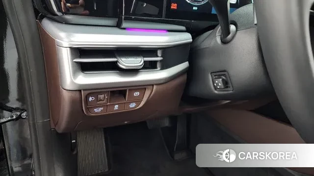 Hyundai Grandeur Hybrid (GN7) id 3576527 из Кореи 9