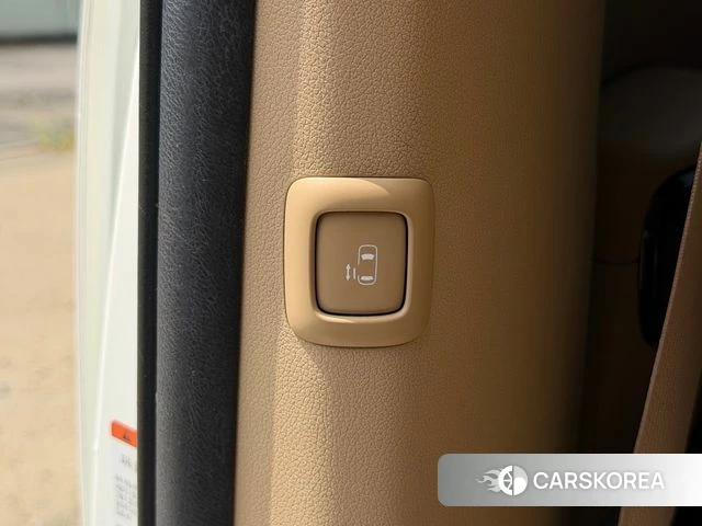 Kia The New Carnival id 4764958 из Кореи 9