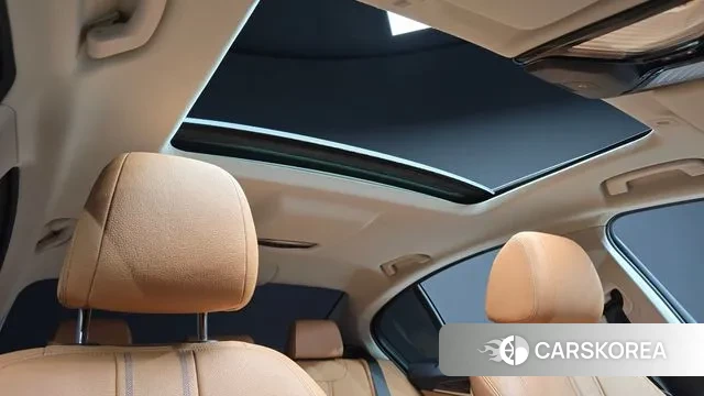 BMW 5 Series (G30) id 3557331 из Кореи 9