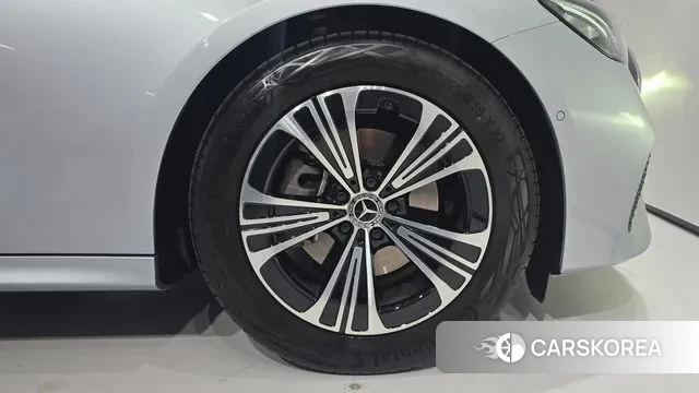 Mercedes-Benz E-Class W214 id 3431345 из Кореи 9