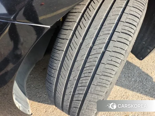 Hyundai Grandeur IG id 3336663 из Кореи 9