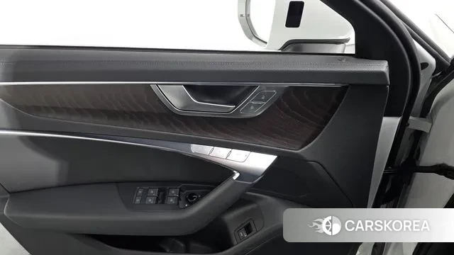 Audi A6 (C8) id 3530395 из Кореи 9