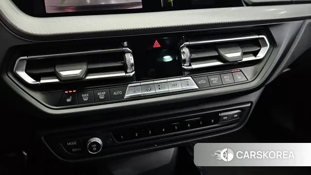 BMW 1 Series (F40) id 3742013 из Кореи 9