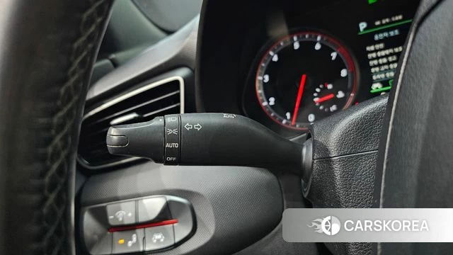 Hyundai Veloster (JS) id 3801447 из Кореи 9