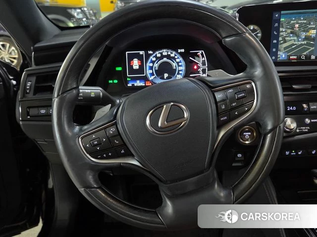 Lexus ES300h 7th generation id 4274842 из Кореи 9