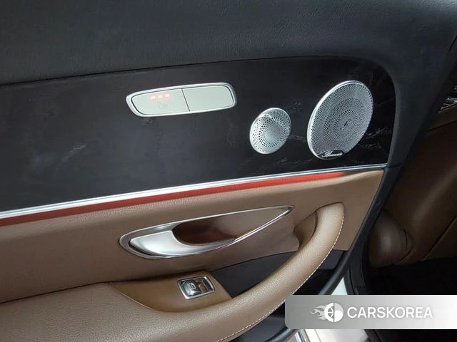 Mercedes-Benz E-Class W213 id 4188594 из Кореи 9
