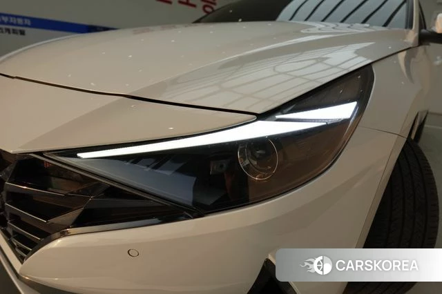 Hyundai Avante Hybrid (CN7) id 4367143 из Кореи 9