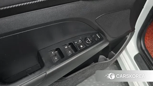 Hyundai Avante AD id 3754645 из Кореи 9