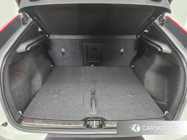 Volvo C40 Richards id 3021702 из Кореи 9