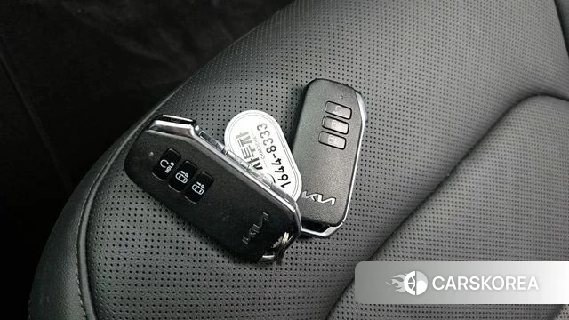 Kia Di Ol Nu Niro id 3909340 из Кореи 9