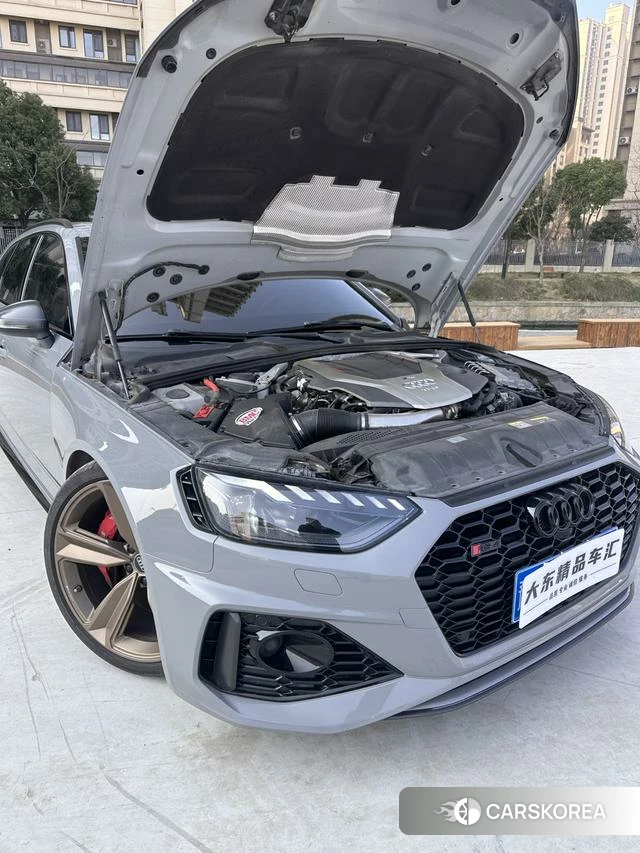Audi RS 4 id 4272794 из Китая 9