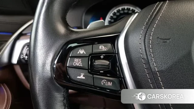 BMW 5 Series (G30) id 3050728 из Кореи 9