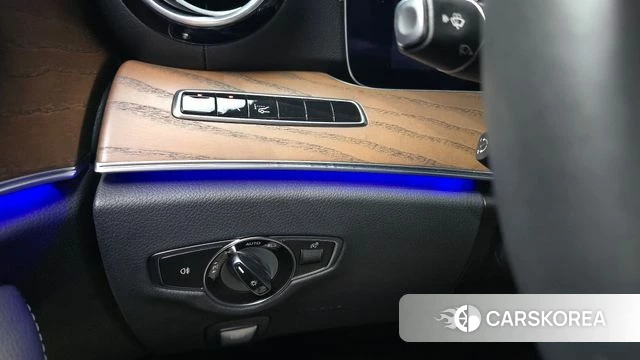 Mercedes-Benz E-Class W213 id 3879335 из Кореи 9