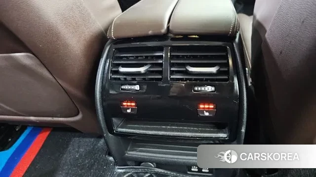 BMW 5 Series (G30) id 3432282 из Кореи 9