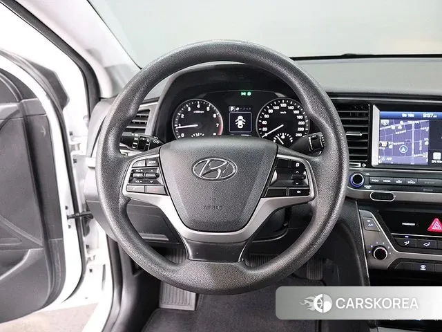 Hyundai Avante AD id 3171505 из Кореи 9