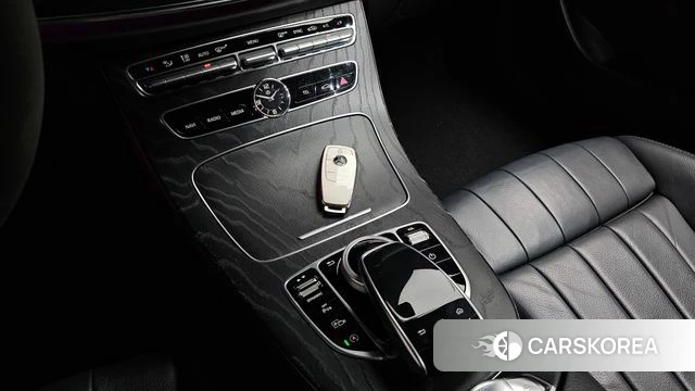 Mercedes-Benz E-Class W213 id 4780588 из Кореи 9
