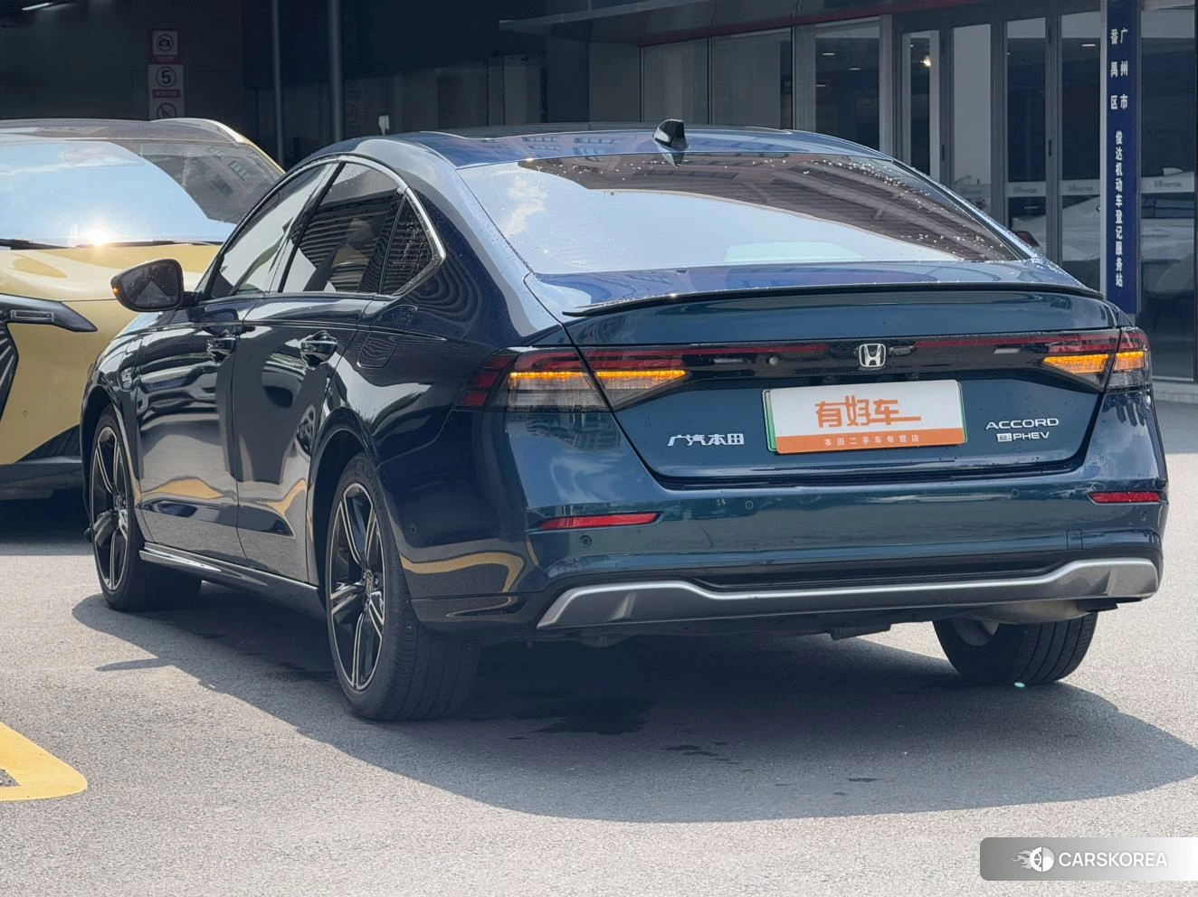 Honda Accord PHEV id 4407667 из Китая 9