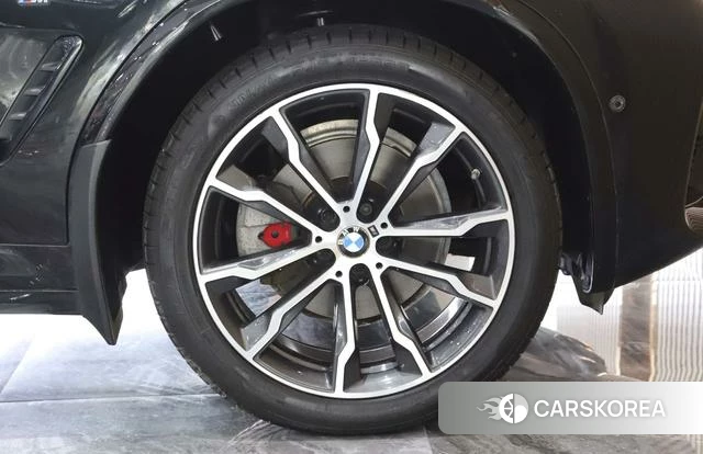 BMW X3 id 3882644 из Китая 9