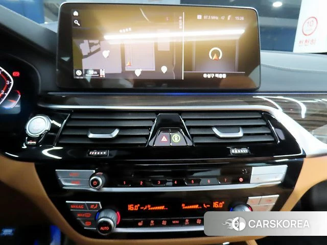 BMW 5 Series (G30) id 4625055 из Кореи 9