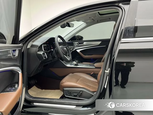 Audi A6L id 4212228 из Китая 9