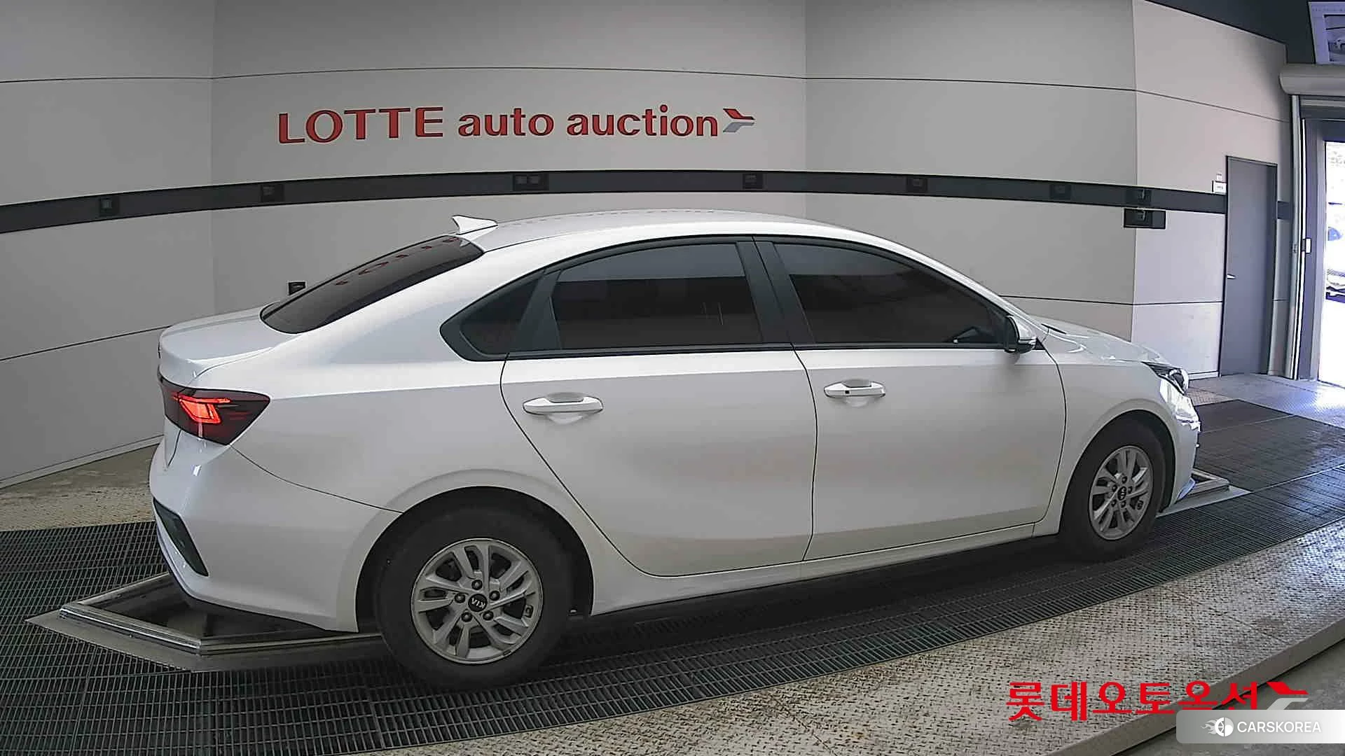 Kia K3 id 4296868 из Кореи 9