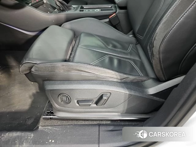 Audi Q3 (F3) id 4965469 из Кореи 9